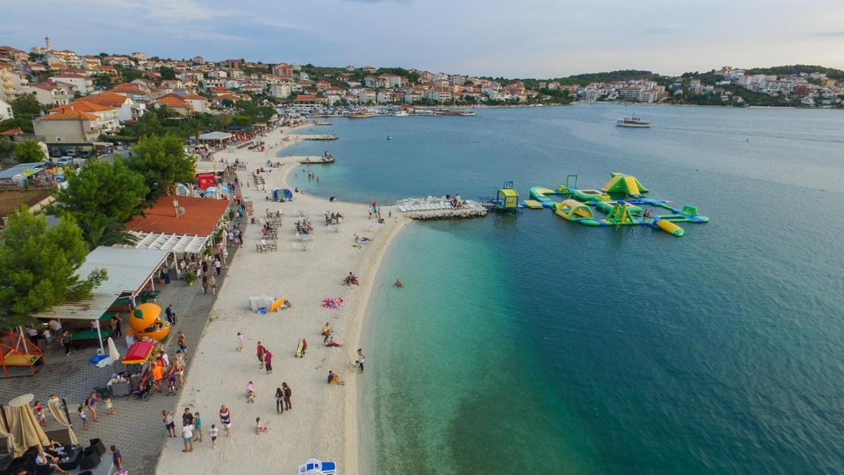 Apartmani Emil Trogir Eksteriør bilde