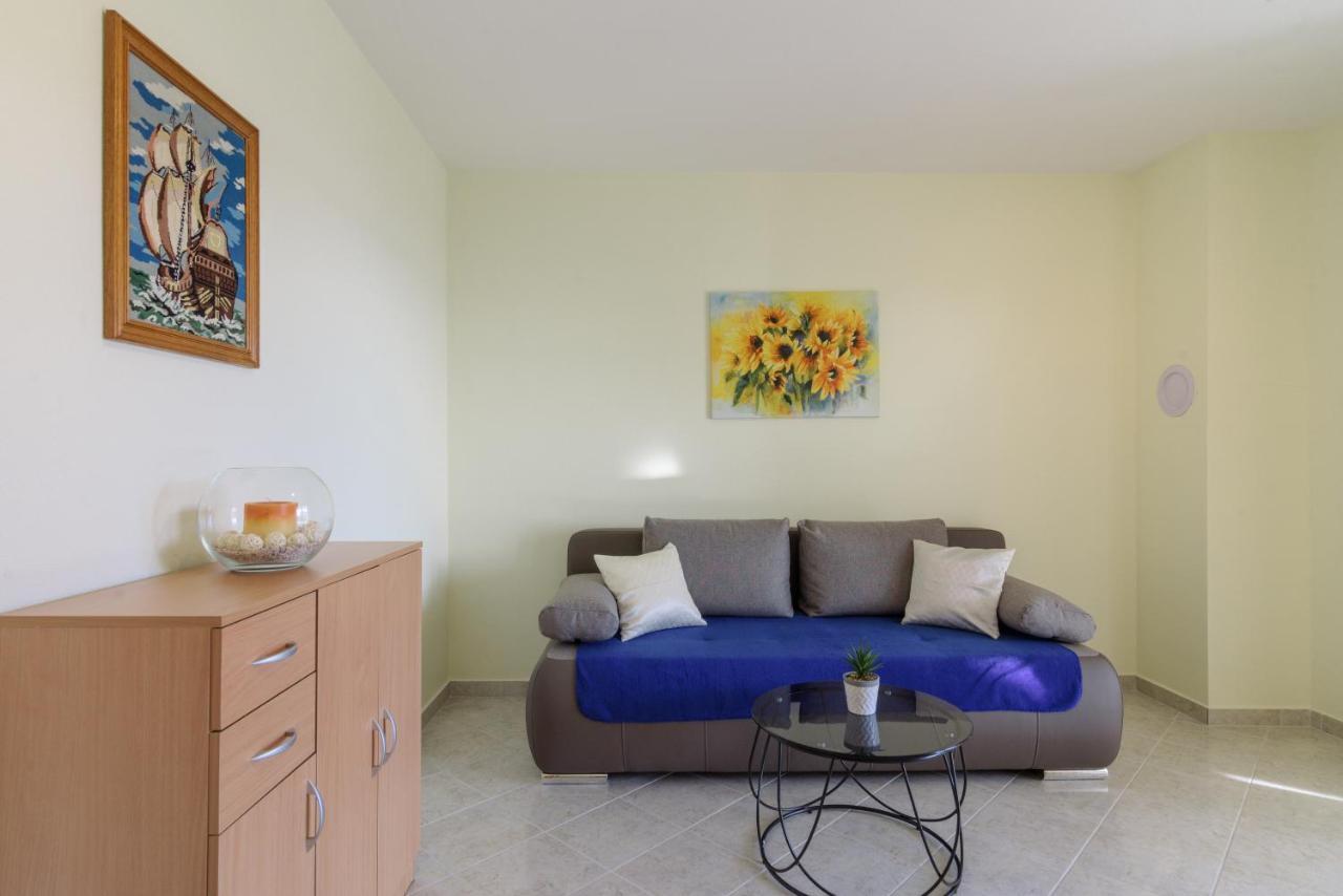 Apartmani Emil Trogir Eksteriør bilde